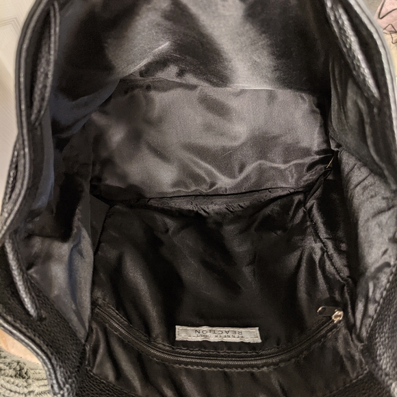 Kenneth Cole Reaction Backpack - Picture 3 of 4